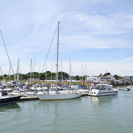 Irenic Lodge Netley Marsh Dış mekan fotoğraf
