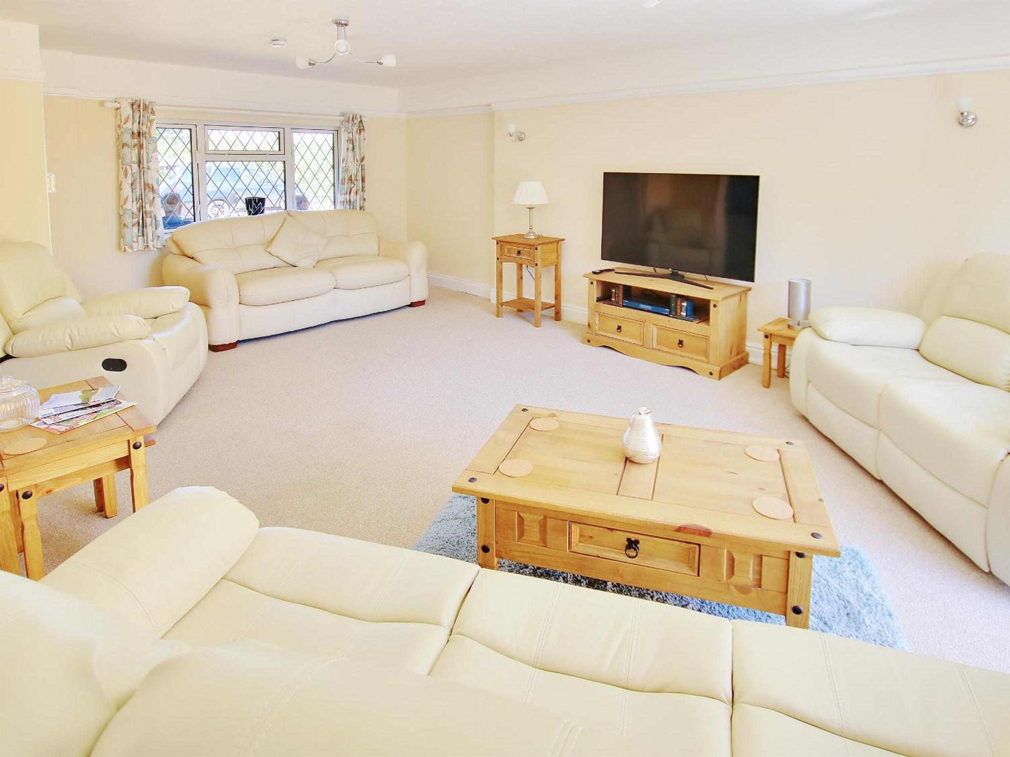 Irenic Lodge Netley Marsh Dış mekan fotoğraf