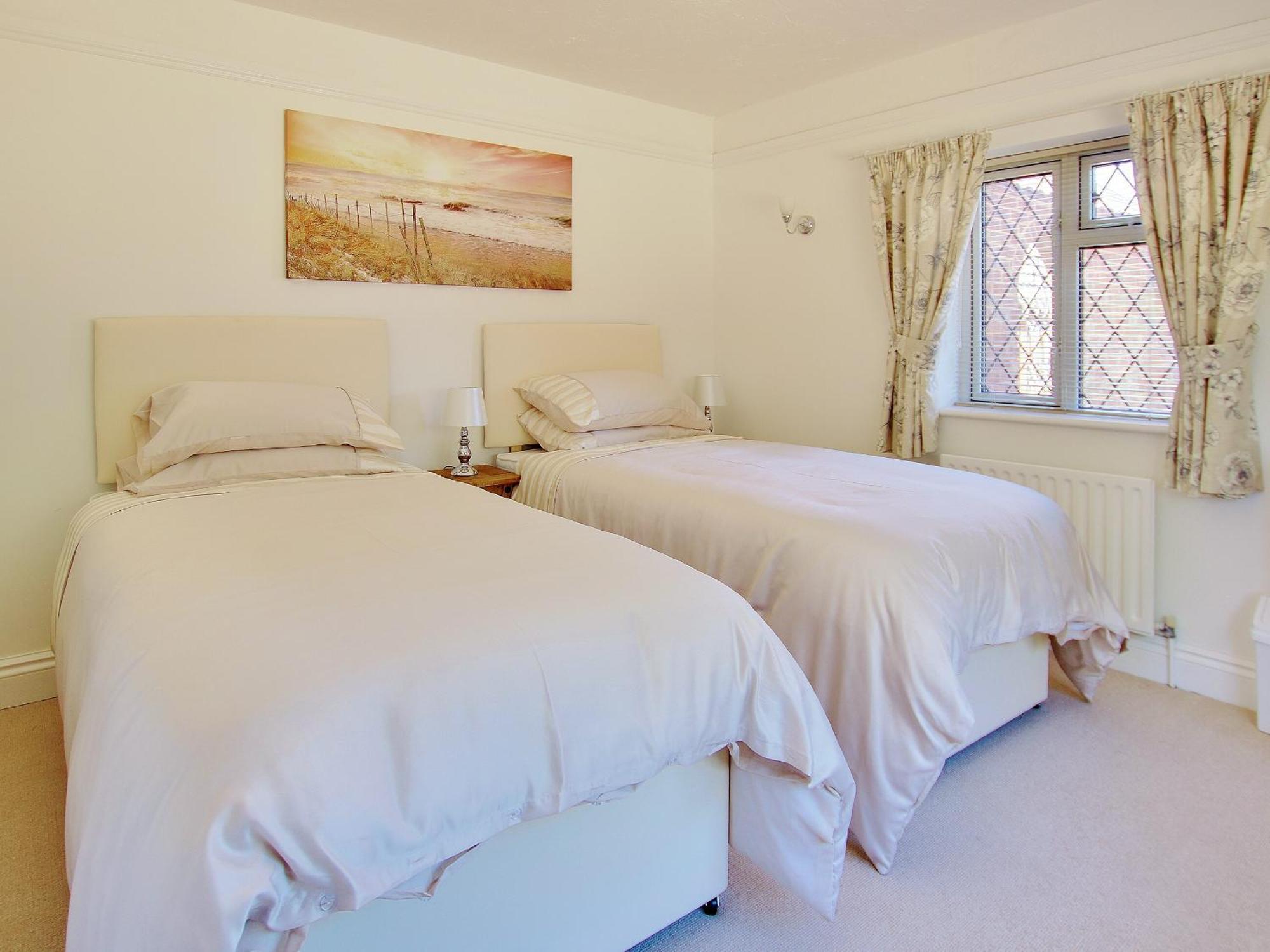 Irenic Lodge Netley Marsh Dış mekan fotoğraf